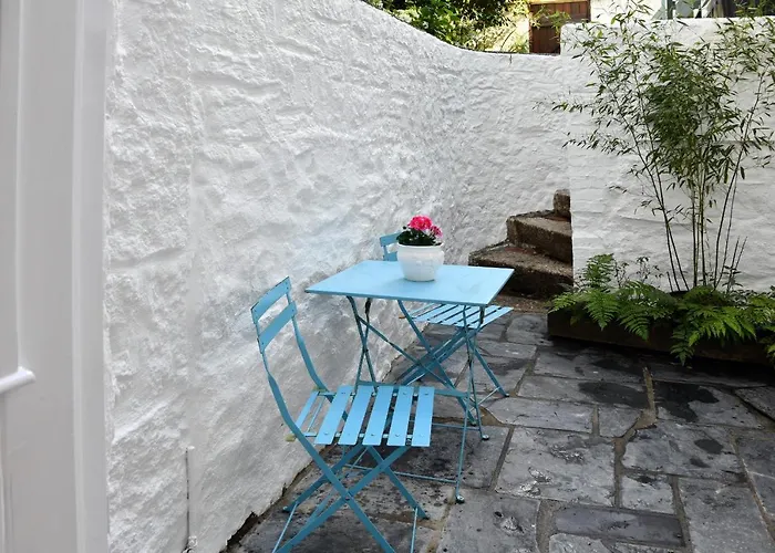 The Little Courtyard