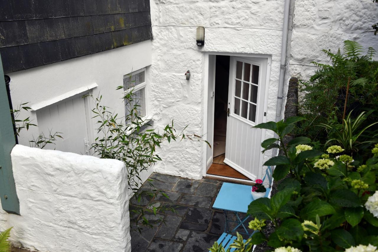 The Little Courtyard